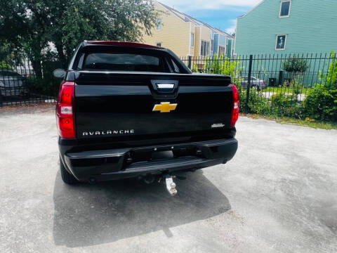 2013 Chevrolet Avalanche LT Black Diamond