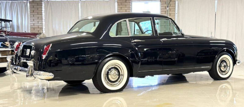 1965 Rolls-Royce Silver Cloud III Flying Spur