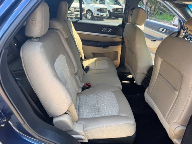 2017 Ford Explorer