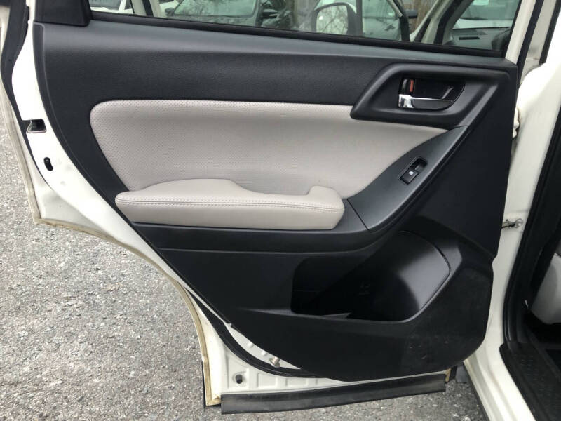 2015 Subaru Forester 2.5i Limited