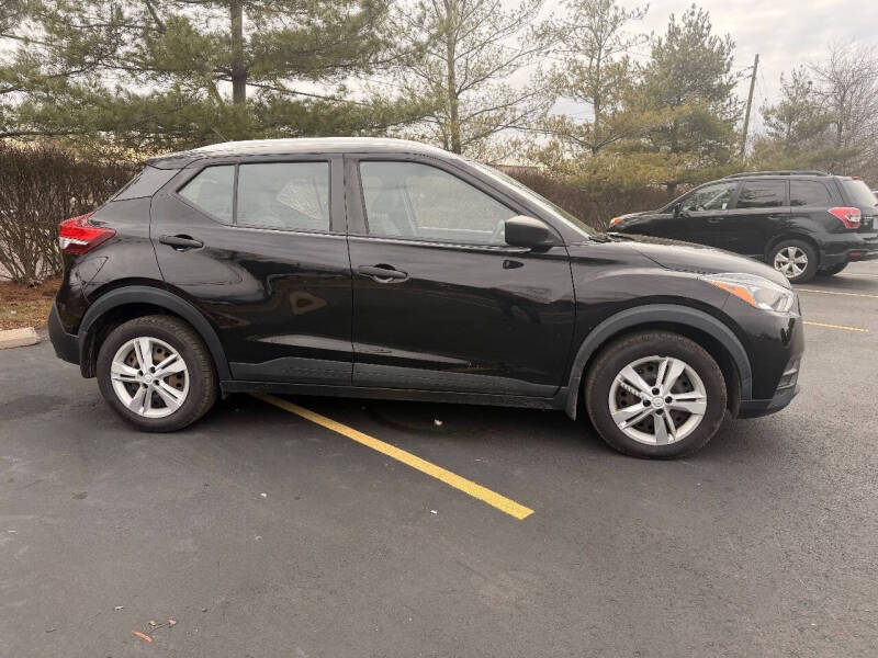 2019 Nissan Kicks S