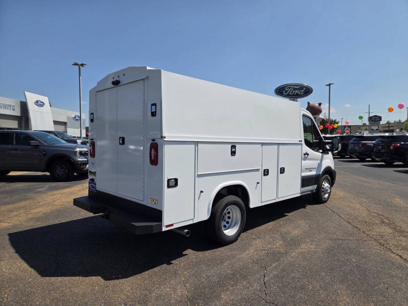 2025 Ford Transit