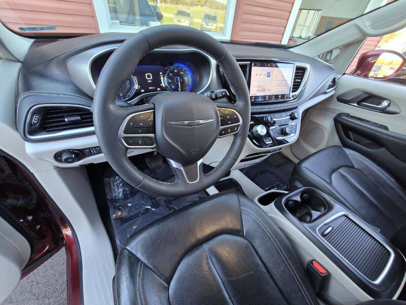 2022 Chrysler Pacifica Touring L