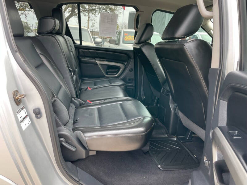 2015 Nissan Armada SV