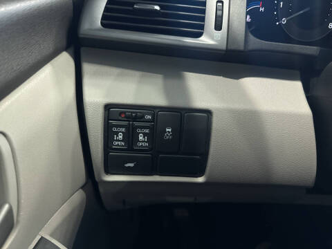 2011 Honda Odyssey EX-L w/DVD