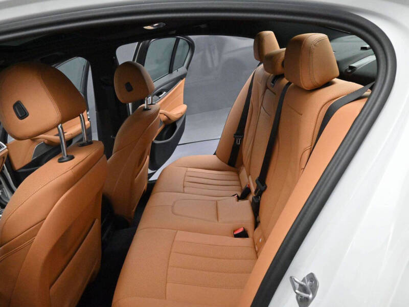 2023 BMW 5 Series 540i