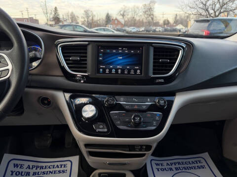 2018 Chrysler Pacifica LX