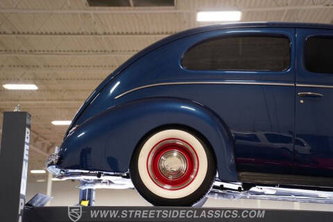 1940 Ford Deluxe