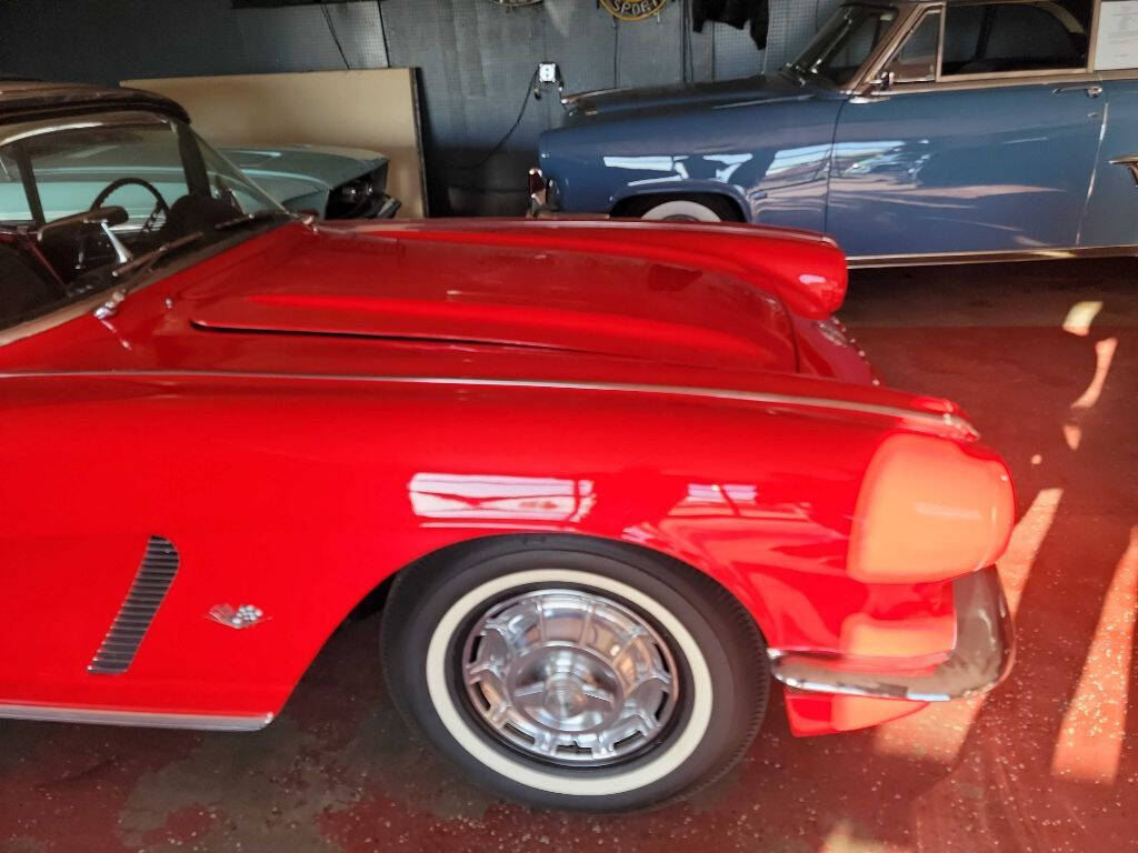 1962 Chevrolet Corvette 14