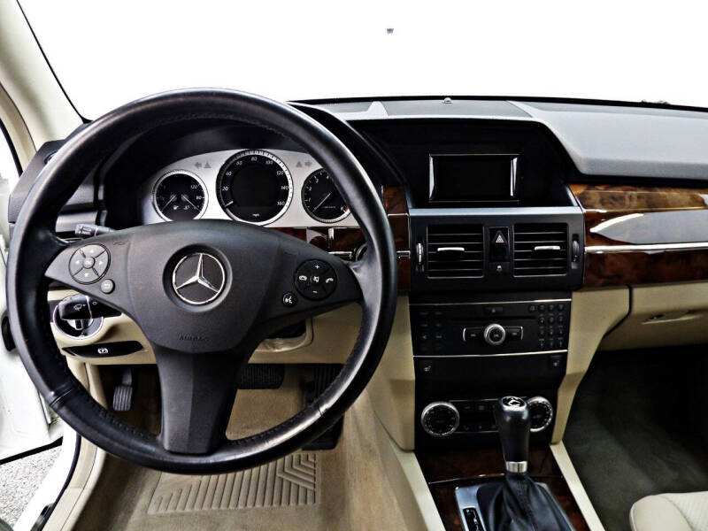 2012 Mercedes-Benz GLK-Class GLK350 photo 9