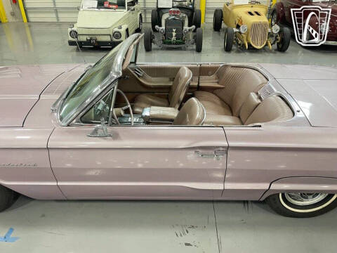 1964 Ford Thunderbird