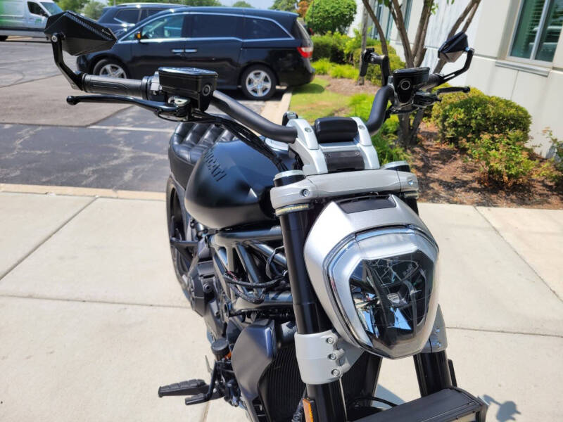 2022 Ducati XDiavel Dark Stealth