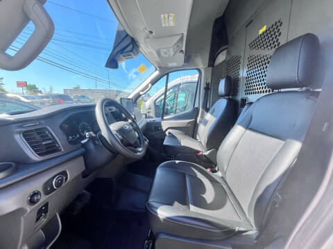 2023 Ford E-Transit 350