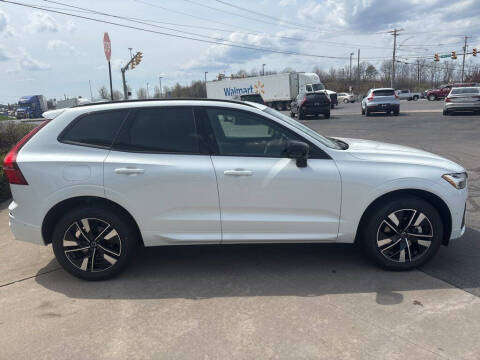 2026 Volvo XC60 B5 Plus