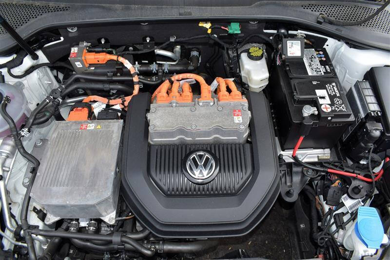 2016 Volkswagen e-Golf SE