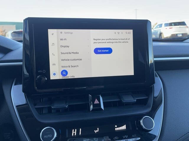 2024 Toyota Corolla Cross LE