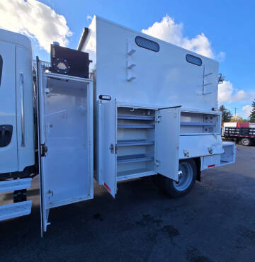 2014 Freightliner M2 106