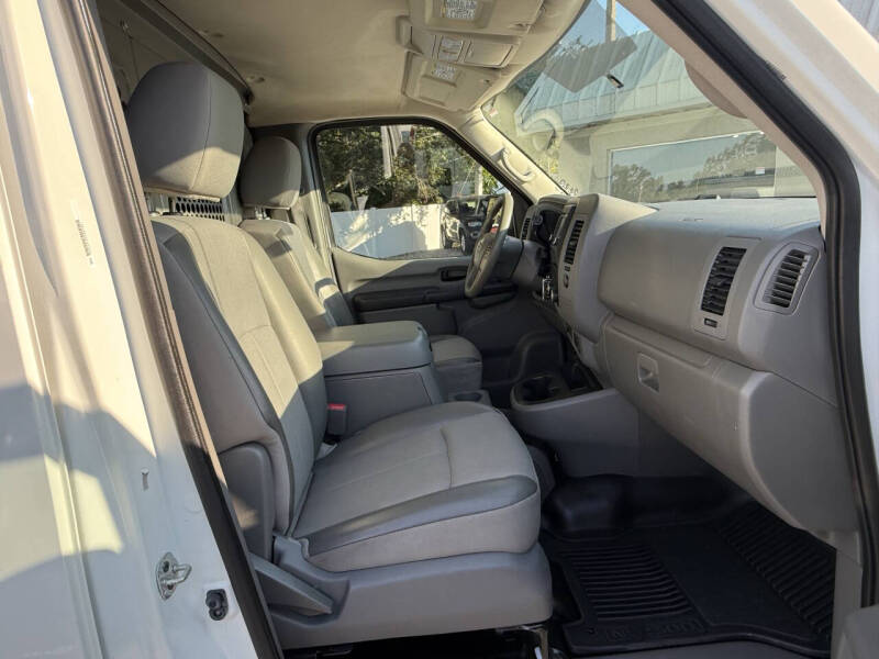 2019 Nissan NV 2500 HD SV