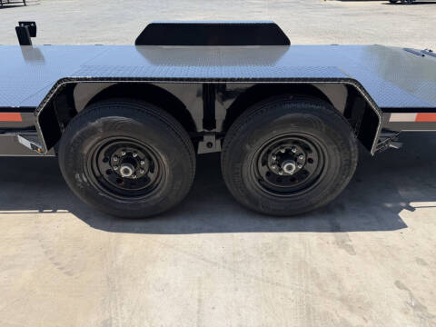 2026 La Costa Car Hauler