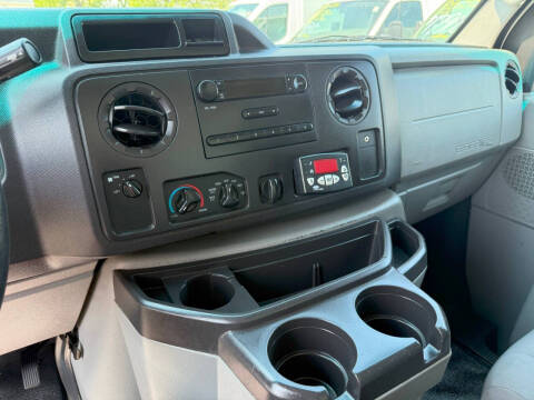 2015 Ford E-Series E-350 SD