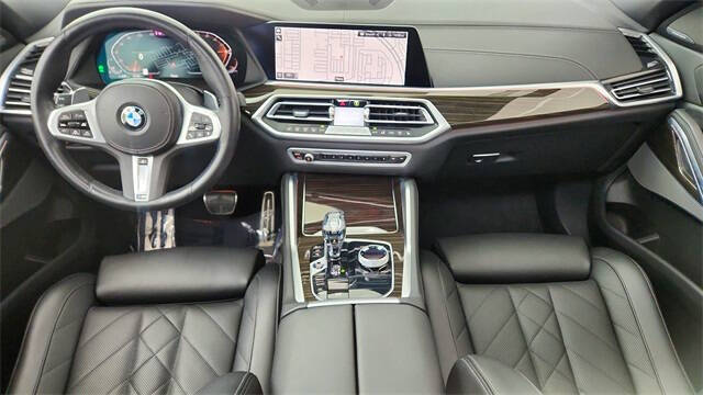 2023 BMW X6 xDrive40i