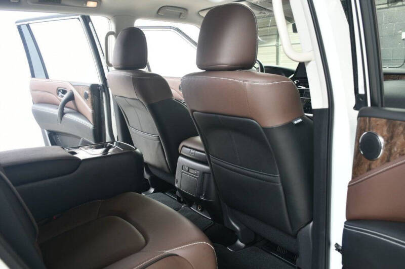 2024 Infiniti QX80 Premium Select