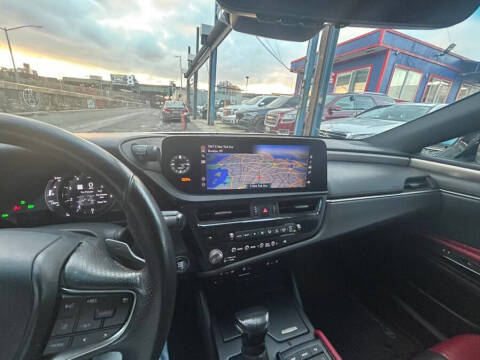 2022 Lexus ES 350 F SPORT