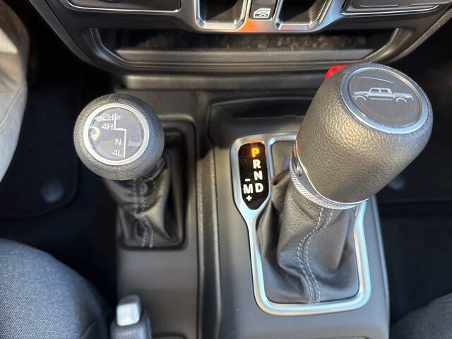 2025 Jeep Gladiator Sport