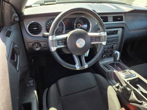 2014 Ford Mustang V6