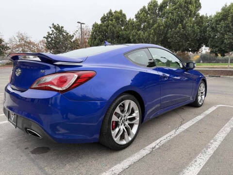 2013 Hyundai Genesis Coupe 3.8 Track