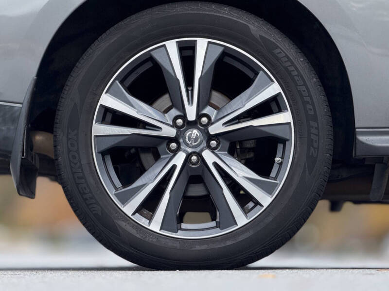 2018 Nissan Pathfinder Platinum