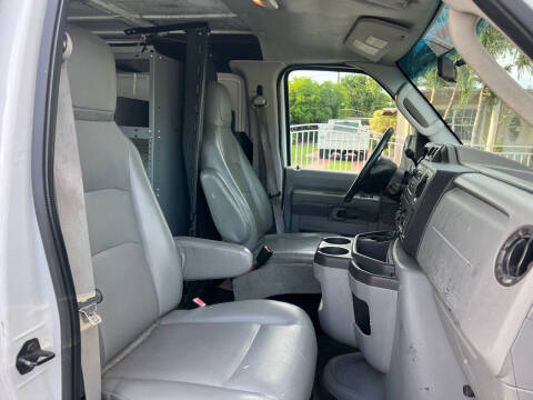 2013 Ford E-Series E-250