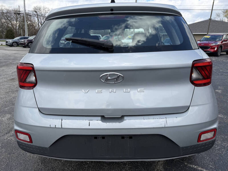 2021 Hyundai Venue SE