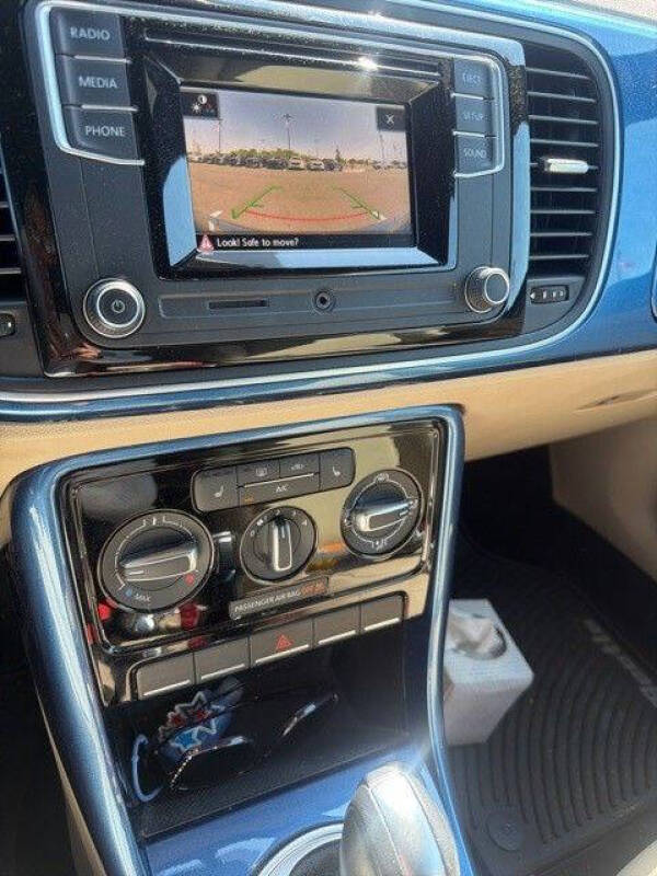 2019 Volkswagen Beetle Convertible