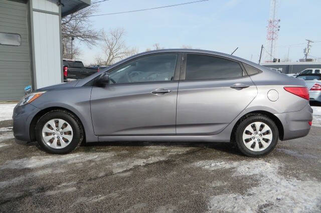 2016 Hyundai Accent SE