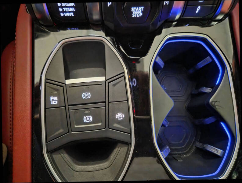 2020 Lamborghini Urus