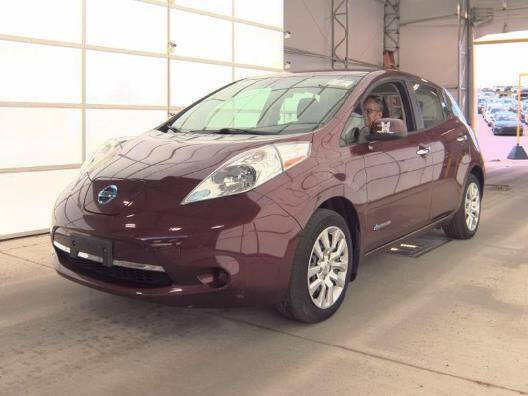 2016 Nissan LEAF
