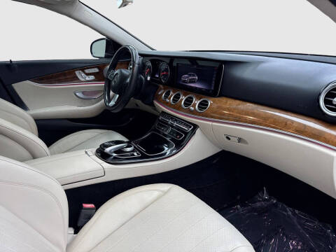 2018 Mercedes-Benz E-Class E 300