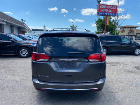 2020 Chrysler Pacifica Touring L