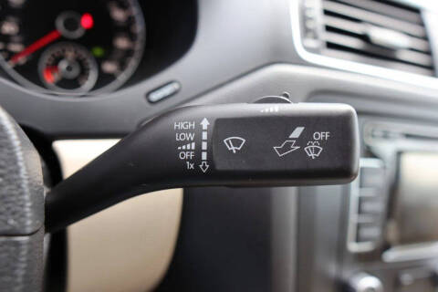 2013 Volkswagen Jetta Hybrid SEL Premium