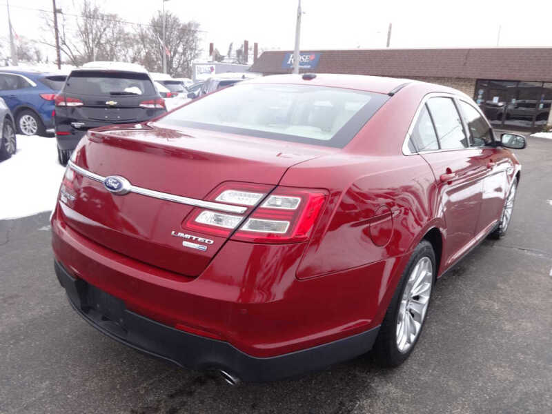 2015 Ford Taurus Limited