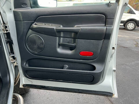 2004 Dodge Ram 2500 SLT