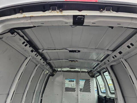 2017 Chevrolet Express 2500