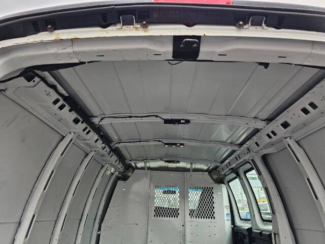 2017 Chevrolet Express 2500