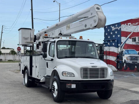 2018 Freightliner M2 106