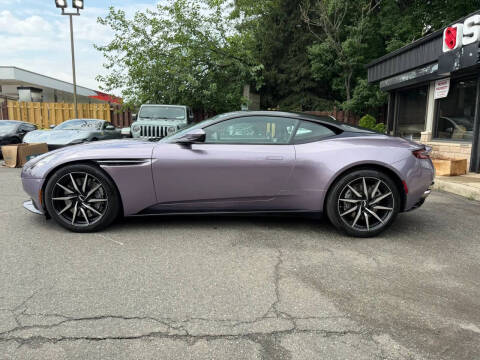 2017 Aston Martin DB11