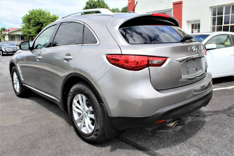 2010 Infiniti FX35
