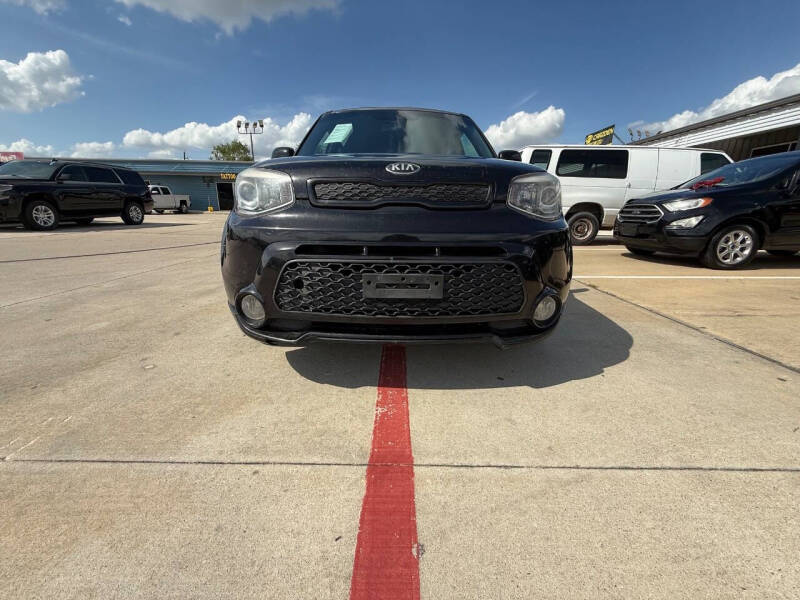 2016 Kia Soul +
