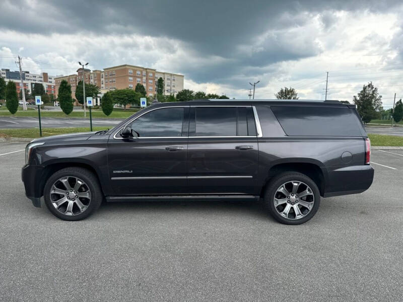 2017 GMC Yukon XL Denali