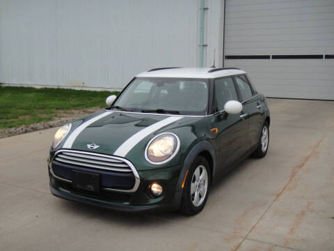 2015 MINI Hardtop 4 Door Cooper
